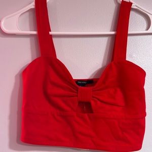 2 PIECES BUNDLE DEAL BRAND NEW FOREVER 21 2 CROP TOP RED SIZE M
